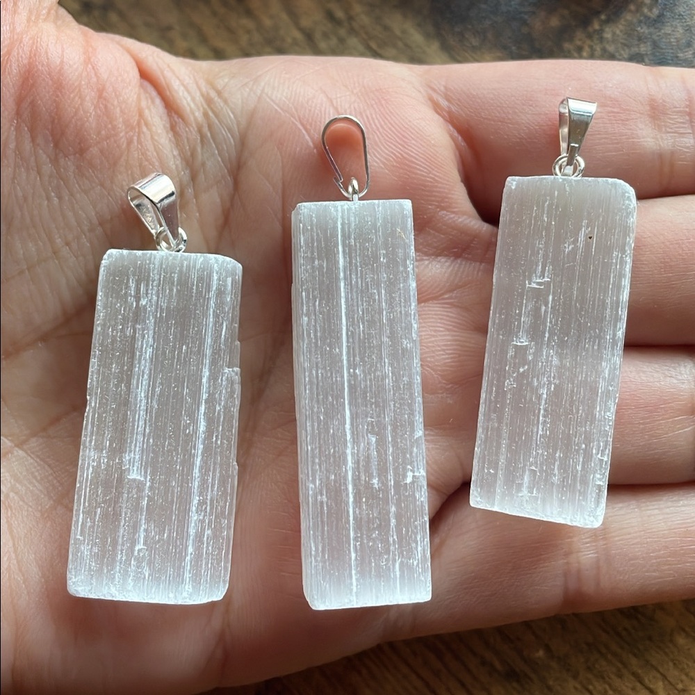 High Quality Selenite Crystal Pendant